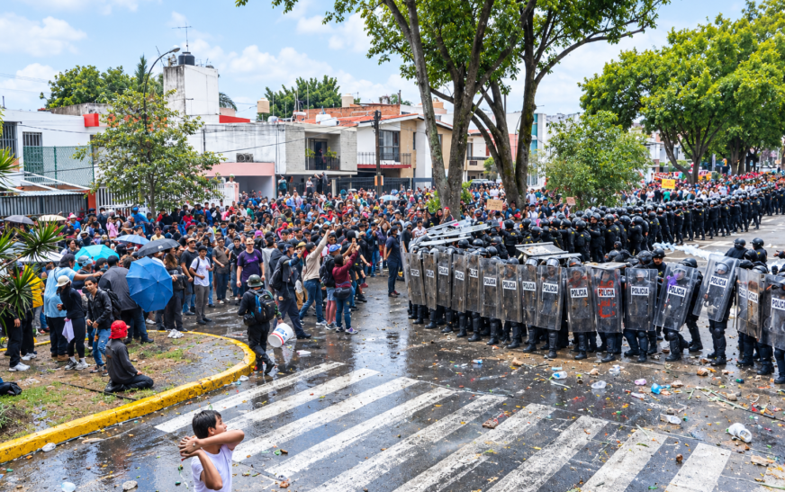 Sheinbaum condena represión contra manifestantes pro agua limpia en Jalisco