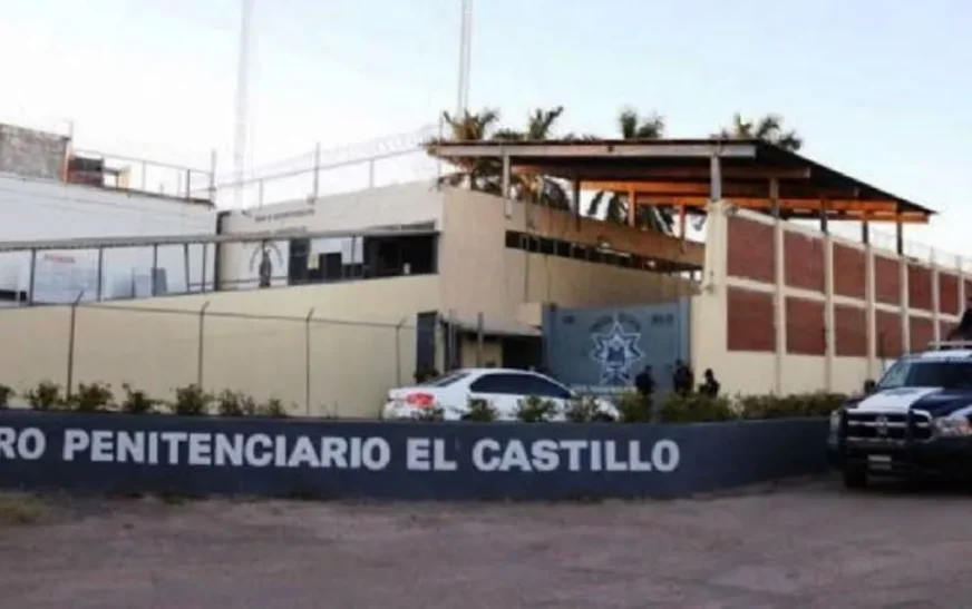 10 muertos y 16 heridos deja enfrentamiento armado en penal de Mazatlán
