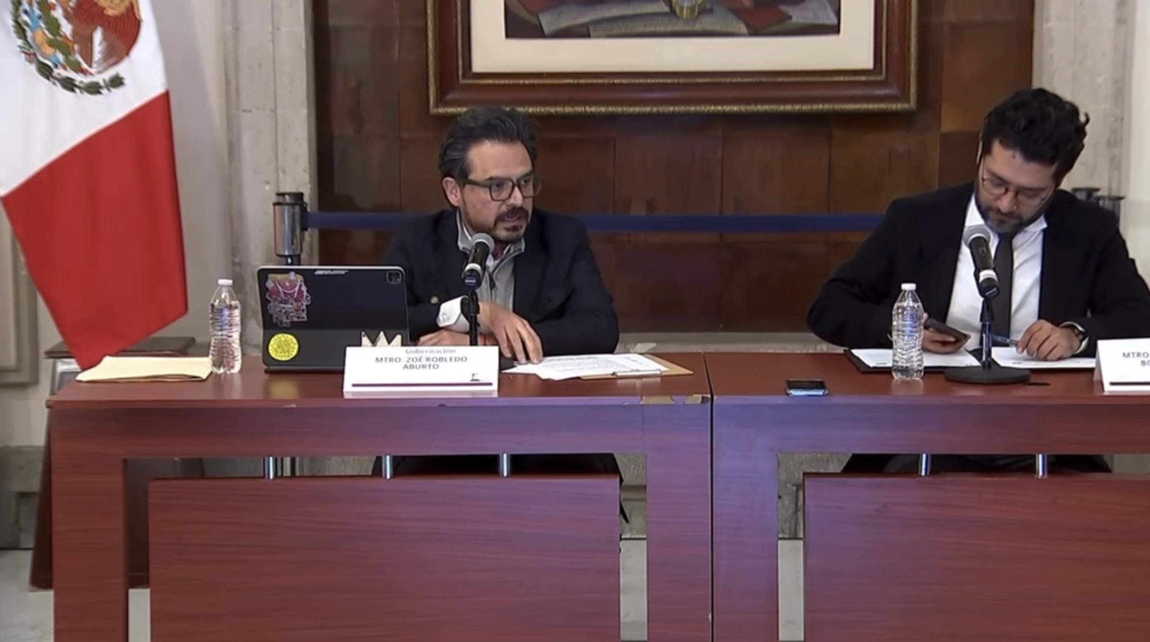 Zoé Robledo anuncia que atenderá todas las demandas de personal de salud inconforme